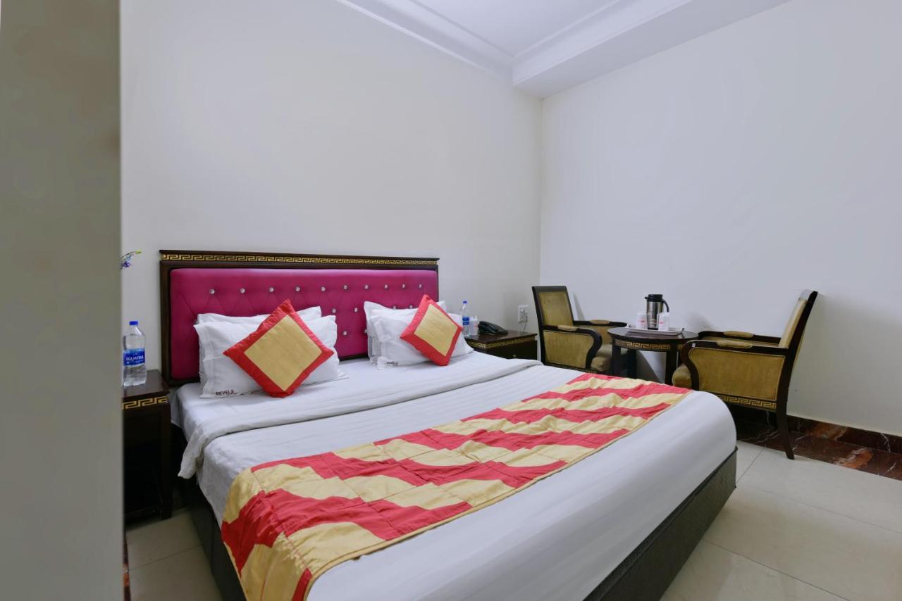 Hotel Revels By A1Rooms Nova Deli Exterior foto