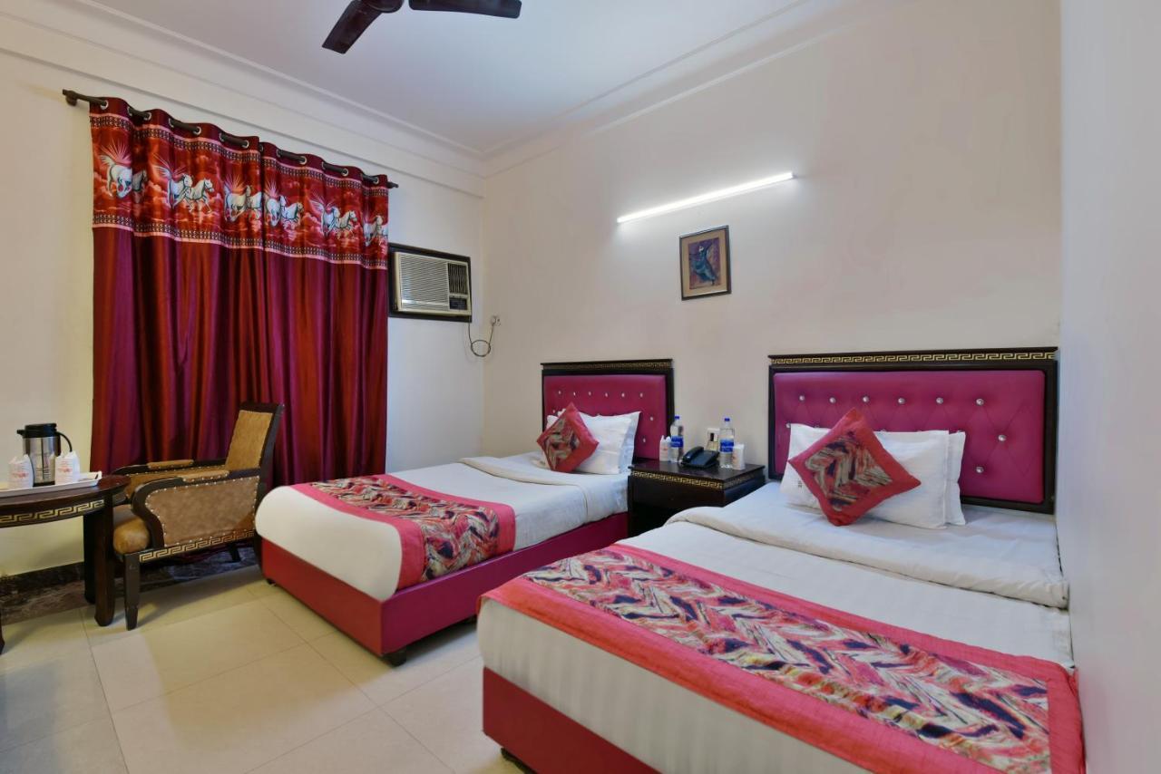 Hotel Revels By A1Rooms Nova Deli Exterior foto