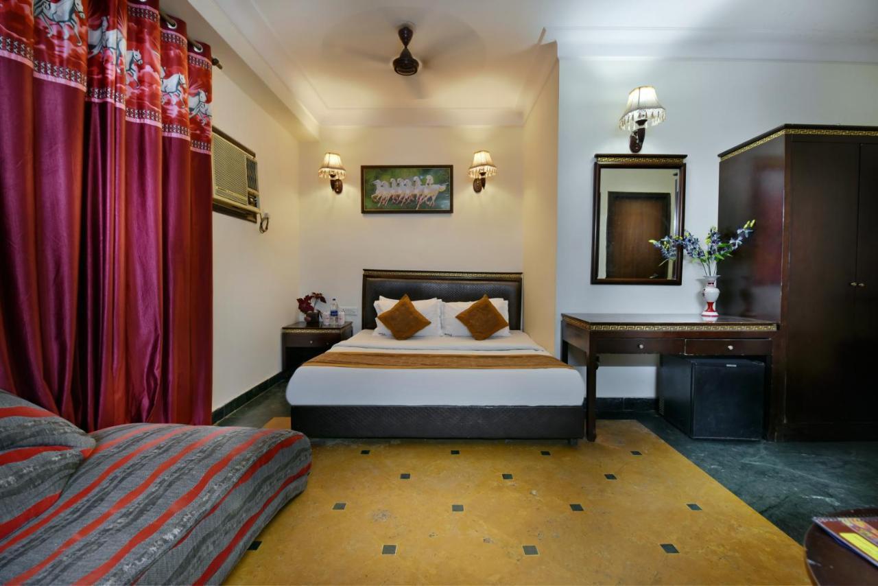 Hotel Revels By A1Rooms Nova Deli Exterior foto